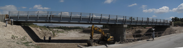 PONT  UNIBRIDGE   HAITI  2010